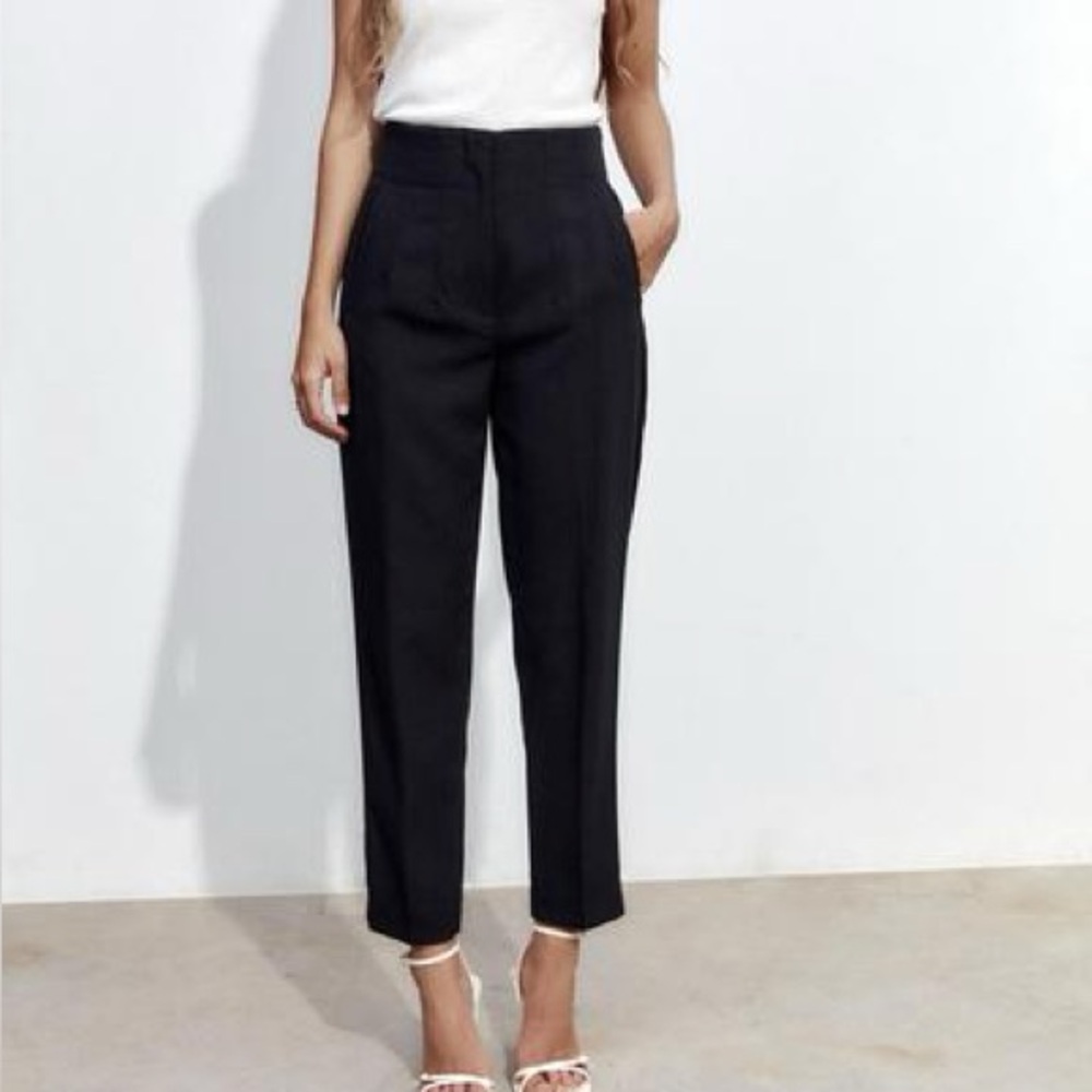 NWT Zara Black Pants with a High Waist